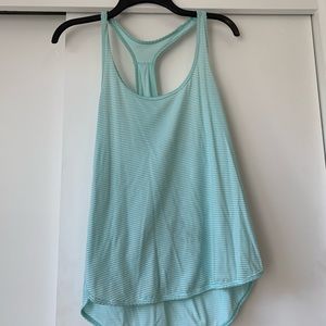 Lululemon 105 F singlet size 6